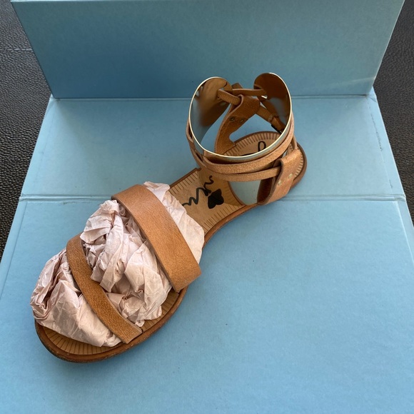 Lanvin flat sandals with silver cuffs from runway - Picture 7 of 11